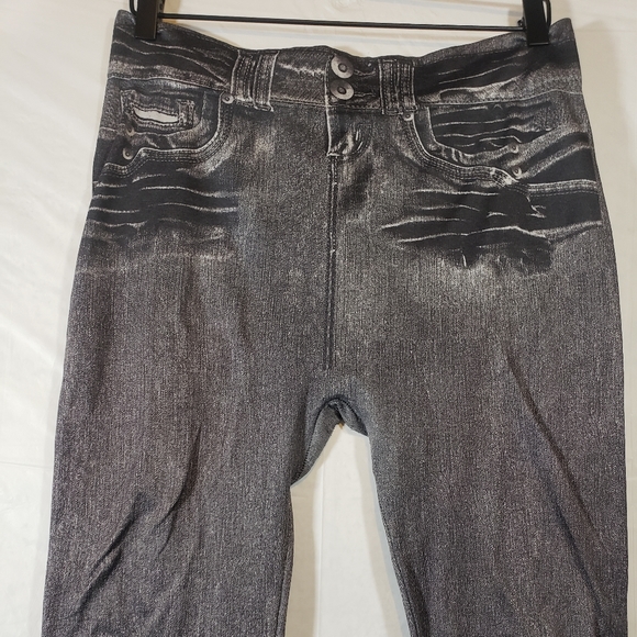 These legging stretch pants look like real jeans. They are comfy and realistic. - Picture 2 of 7